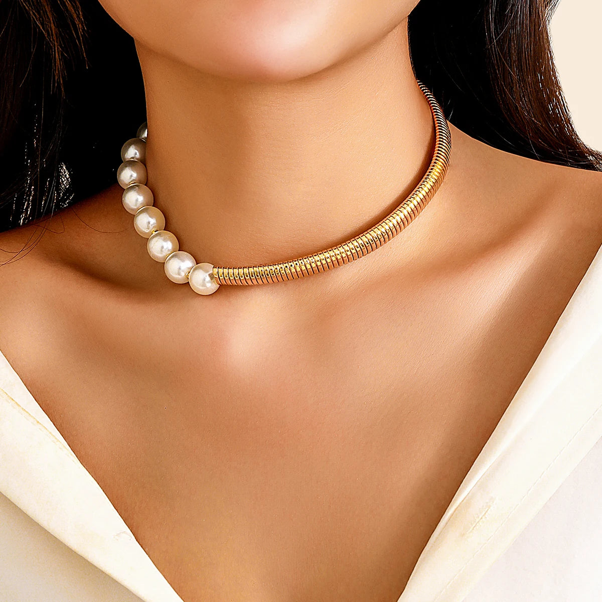 ItsYara Elegant Pearl Set