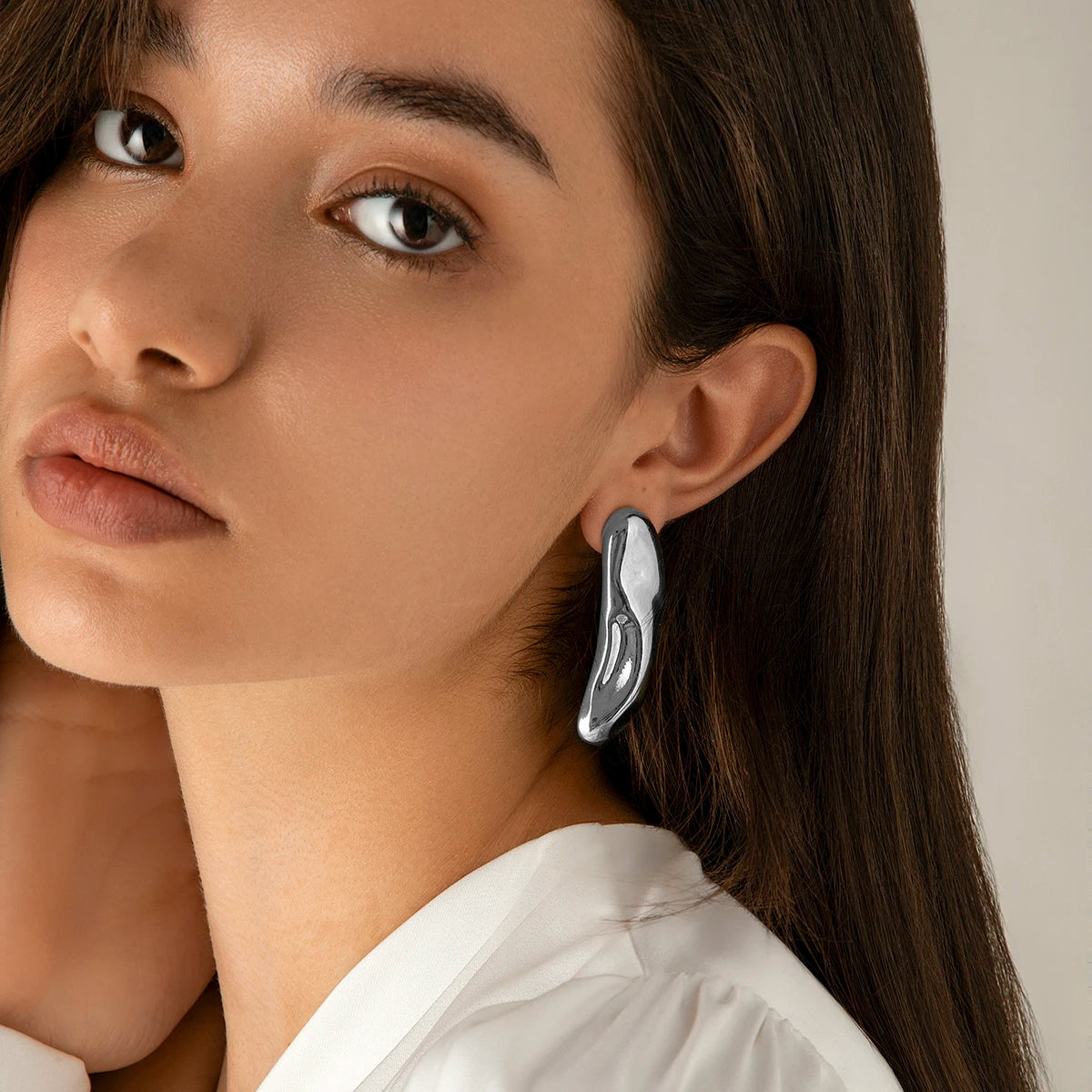 ItsYara Pharaonic Glossy Earrings