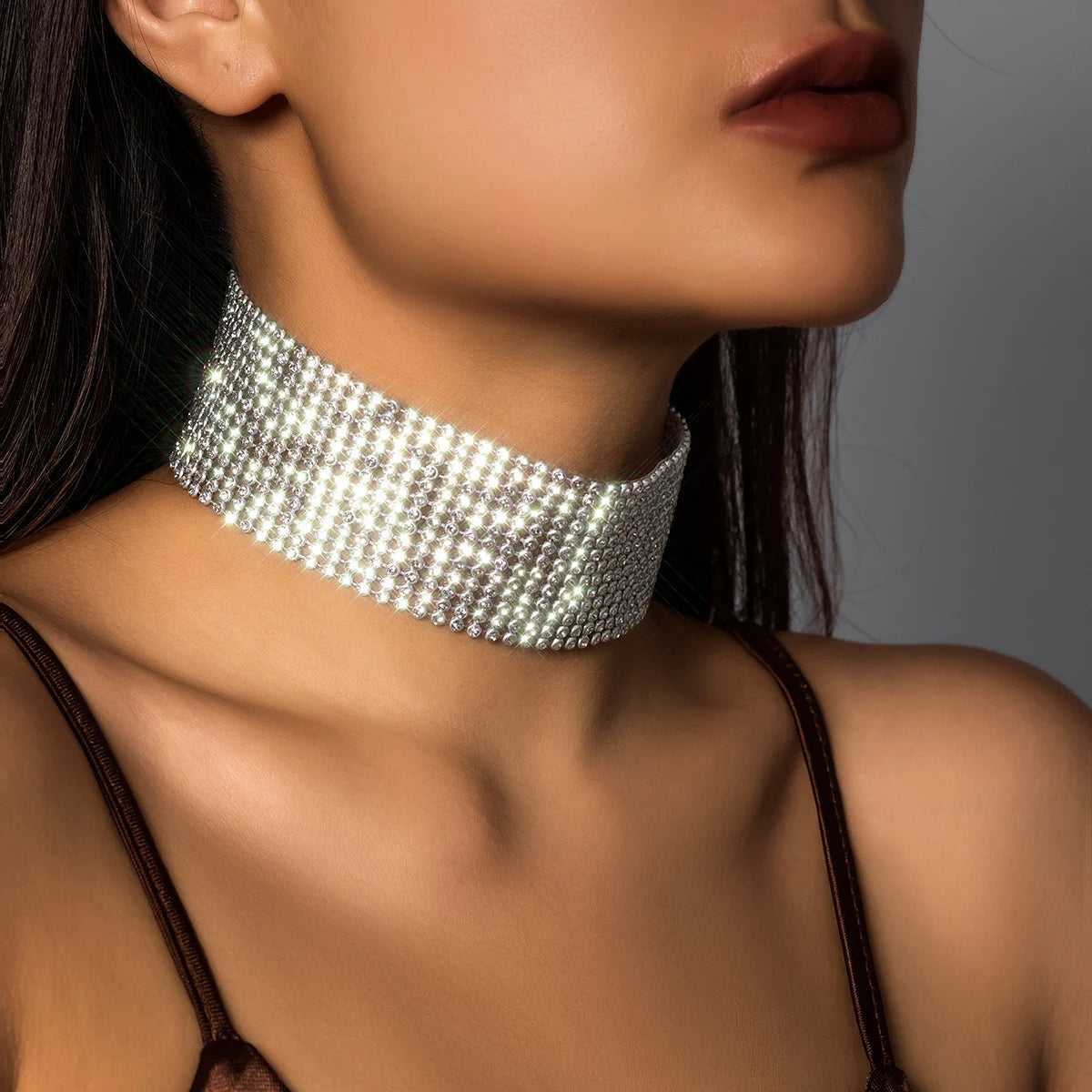 ItsYara Rhinestone Choker