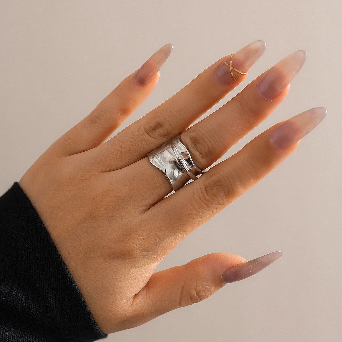 ItsYara Pharaonic Pleated Style Ring