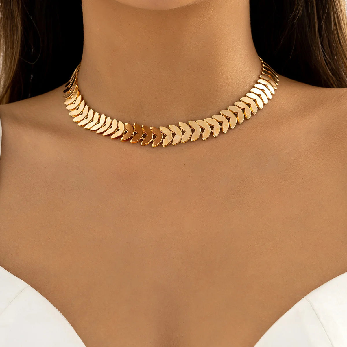 ItsYara Pharaonic Zigzag Choker