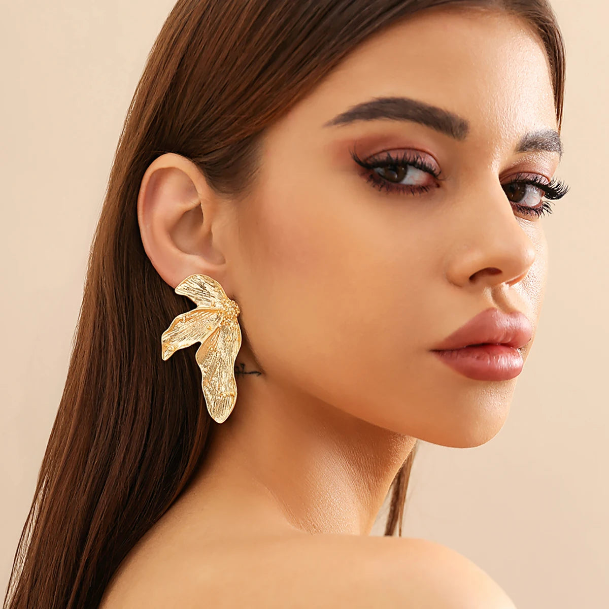 ItsYara Pharaonic Half Flower Earrings