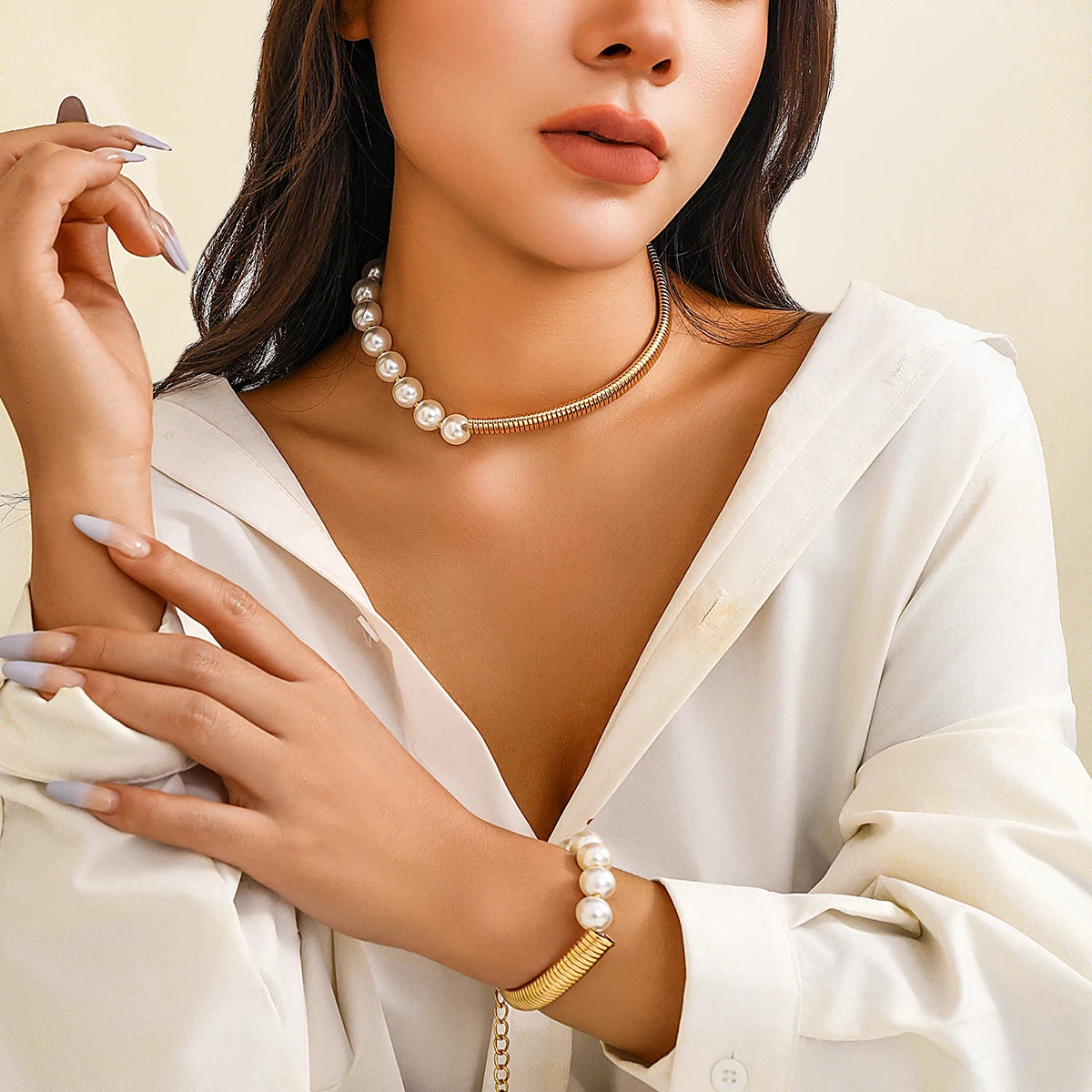 ItsYara Elegant Pearl Set