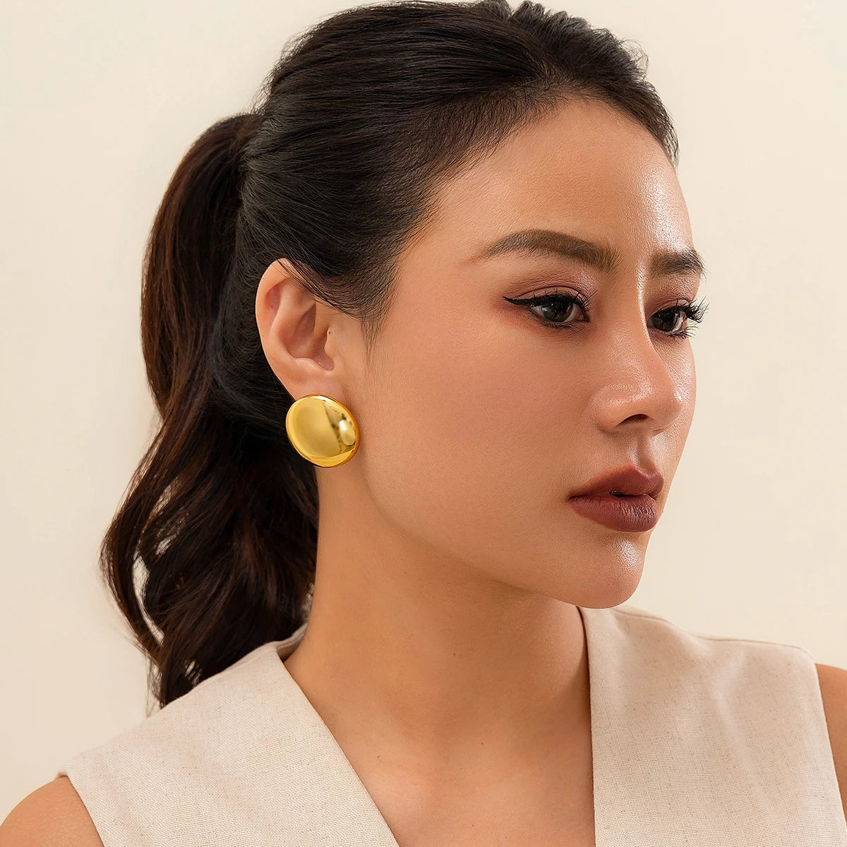 ItsYara Pharaonic Round Earrings