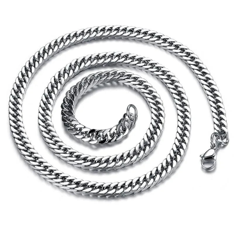 ItsYara Thick Cuban Chain Necklace