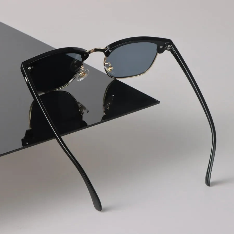 Reflect personality – Sunglass