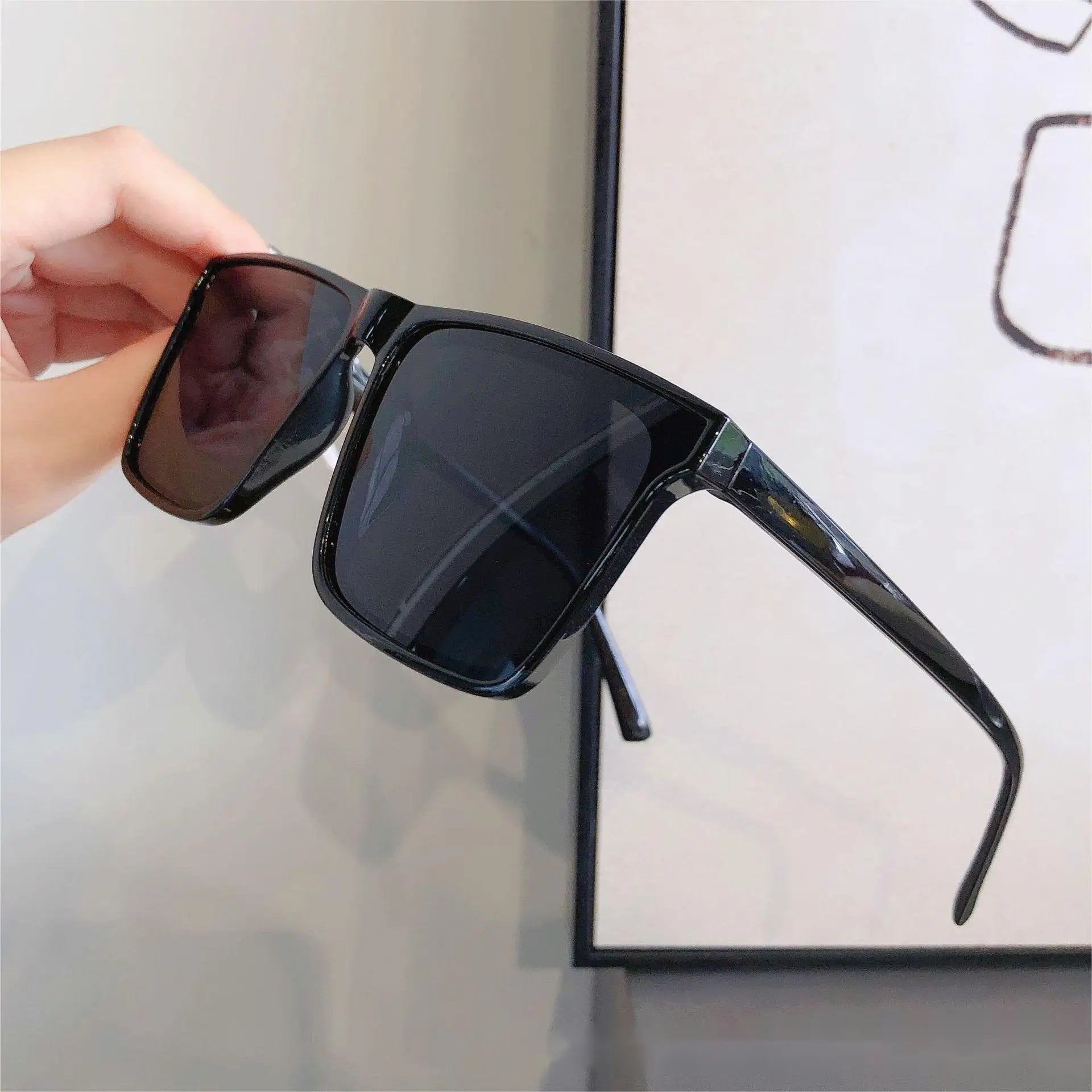 Mysterious look- Sunglass